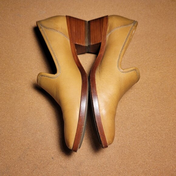 Frye Venetian Mule, Leather, Tan size 6 - Picture 4 of 5